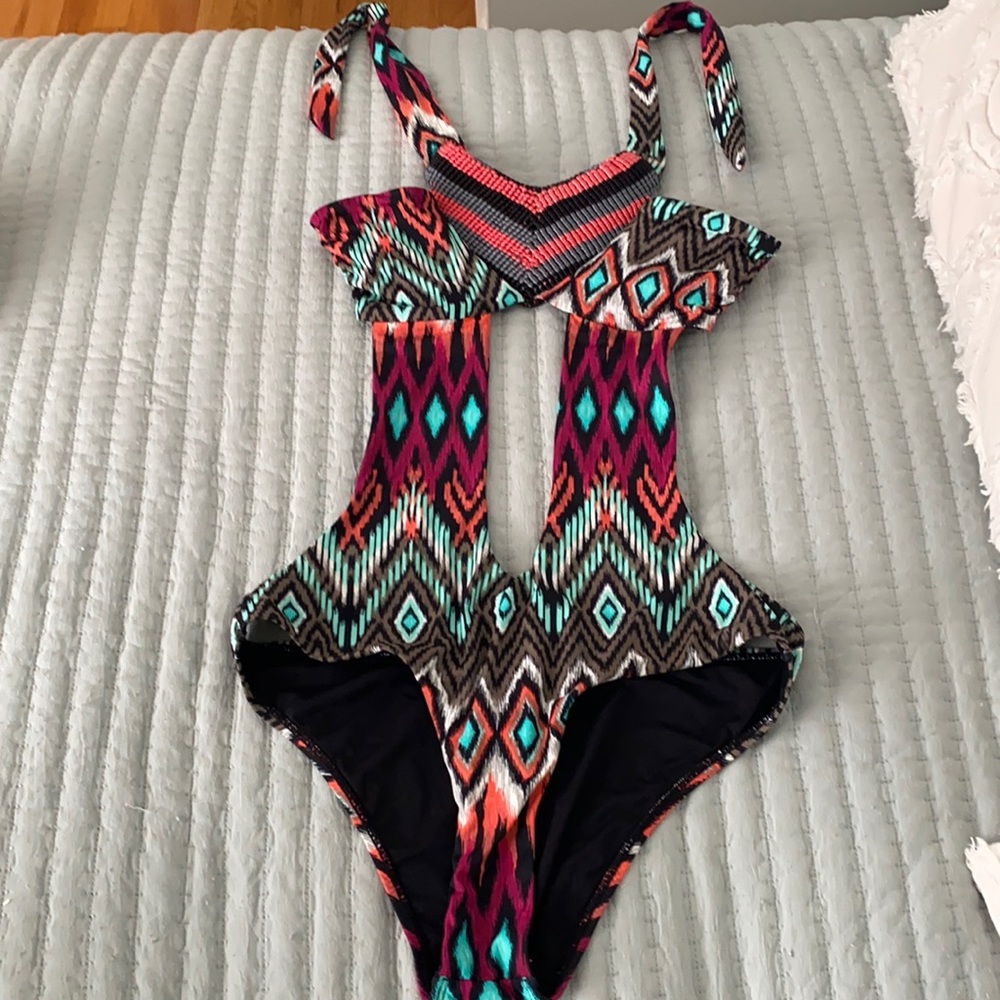 OndadeMar multicolor cut out one piece Brazilian bikini
